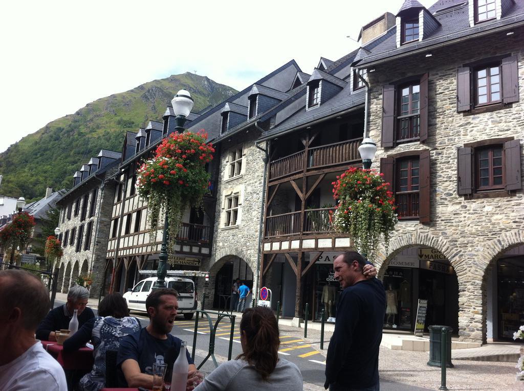 Gites Au Chant Des Marmites Saint-Lary-Soulan Exterior foto